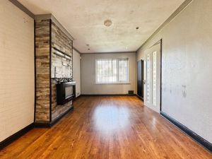 Lounge- click for photo gallery